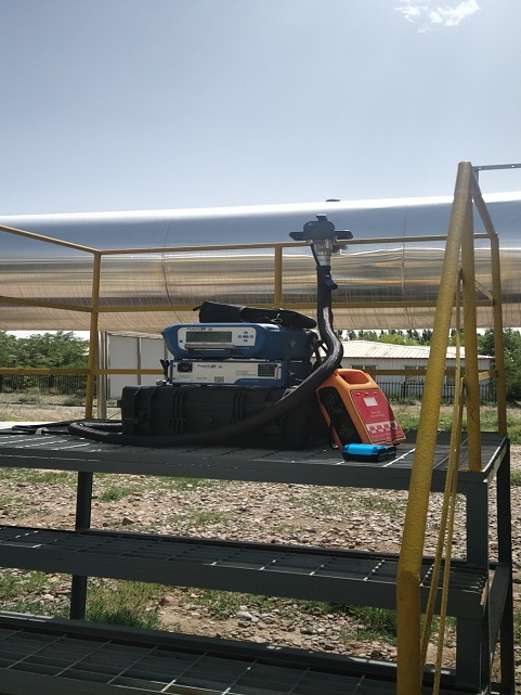 寧夏煤業(yè)集團(tuán)環(huán)境監(jiān)測站現(xiàn)場非甲烷總烴排放濃度測試